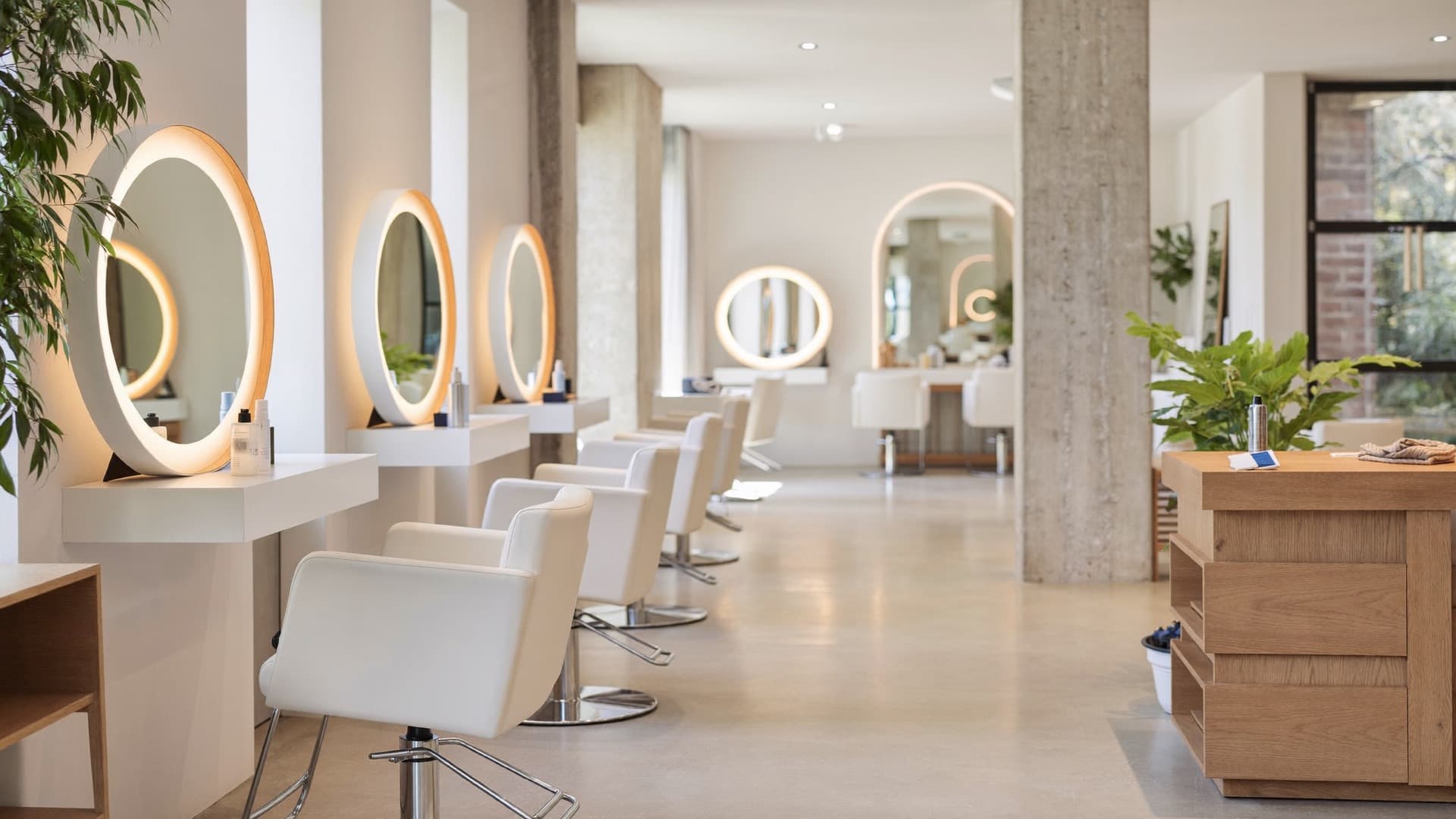 Salons, spas & studios
